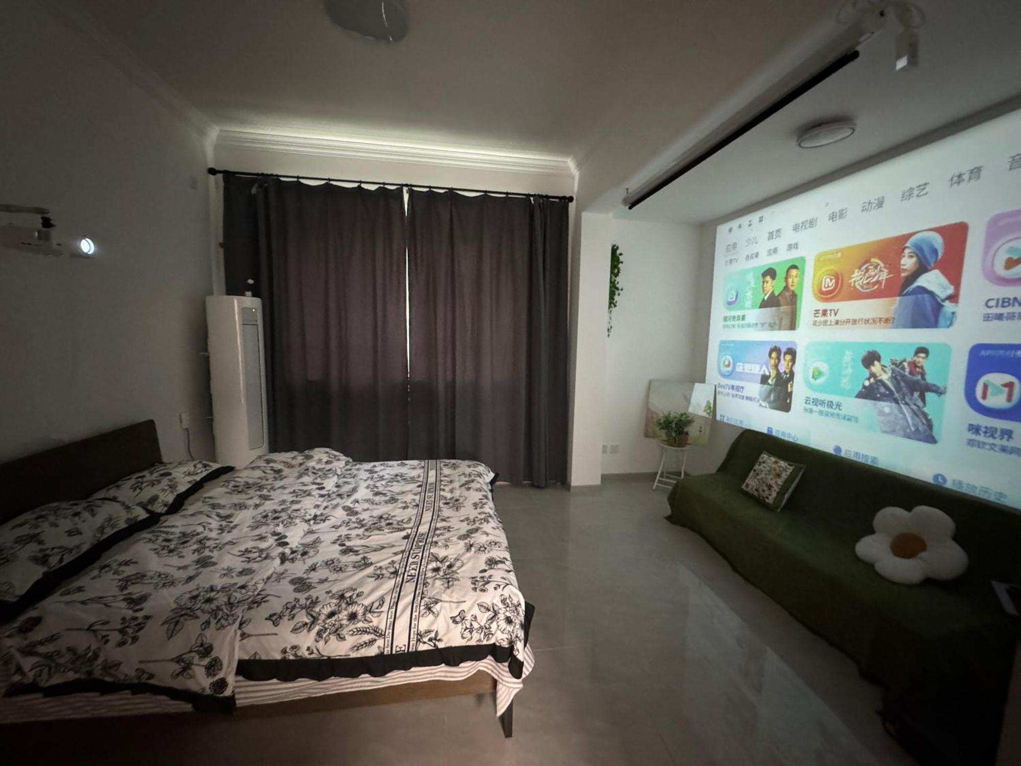 Tracy's House Apartment *